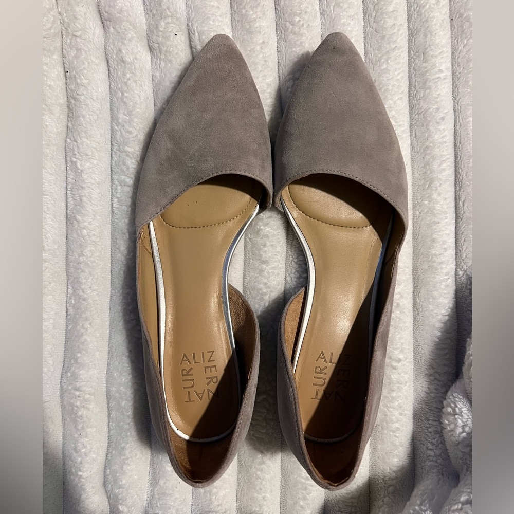 Naturalizer Women's Gray Flats